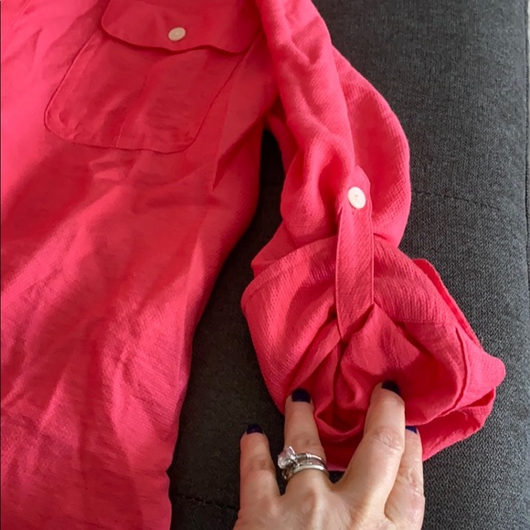 Calvin Klein summer shirt 👚 - Picture 4 of 6